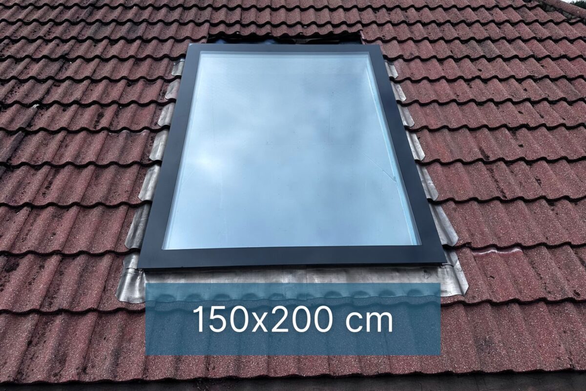 Fenêtre de toit incliné 150 x 200 cm – Image 1