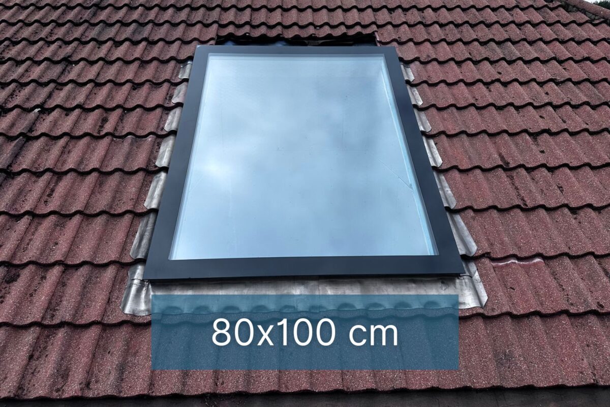Fenêtre de toit incliné 80 x 100 cm – Image 1
