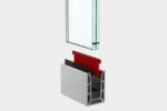 Garde-corps en verre sur mesure à fixation au sol | SV55 UTM main courante fixe | Dimensions sur mesure – Image 3